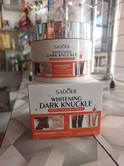 Sadoer Whitening Dark Knuckles Dispelling Black Cream 140g