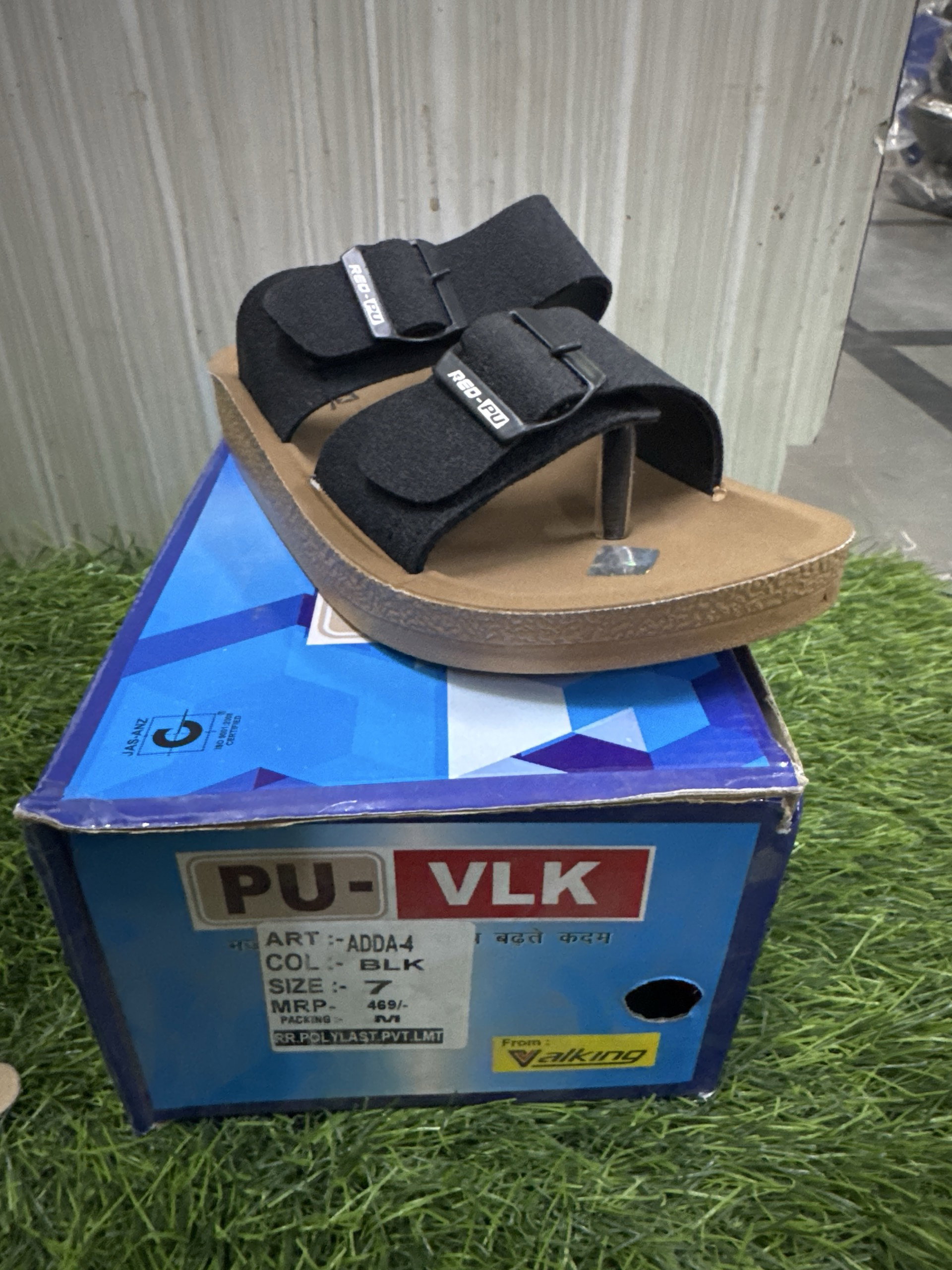 Vlk Adda-04 Black 7”10_0