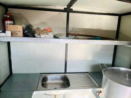 Mobile kitchen trailer