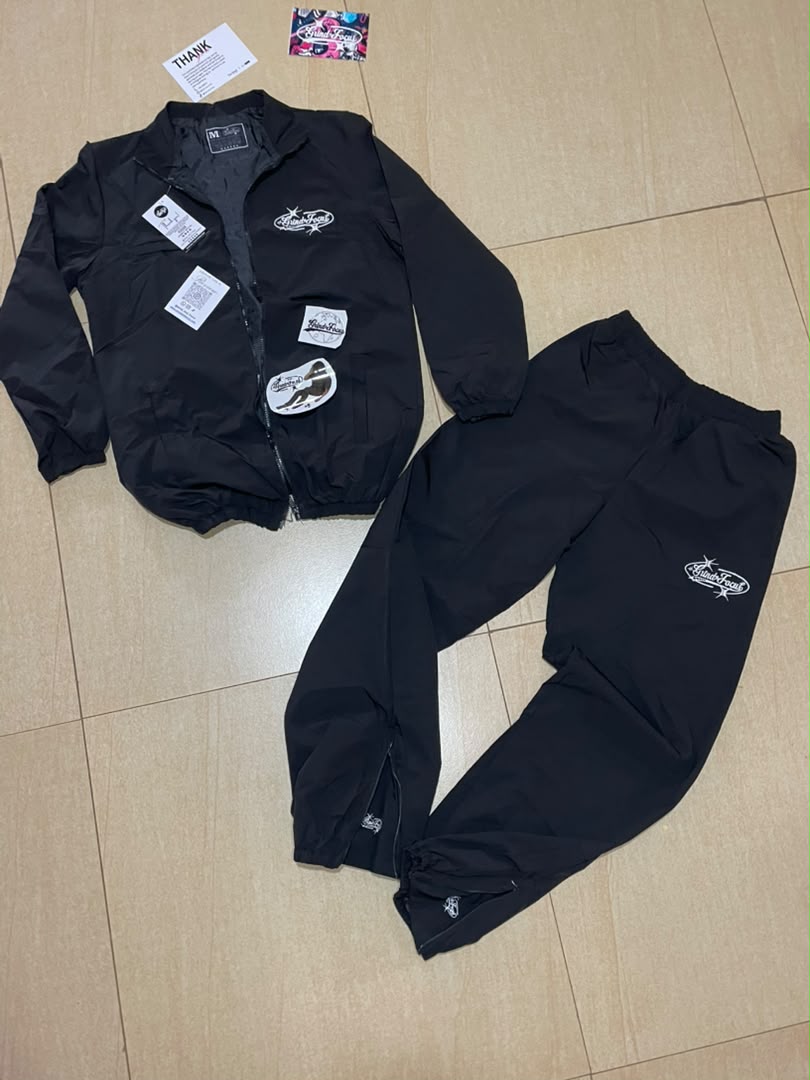 Windbreaker Tracksuit — Black