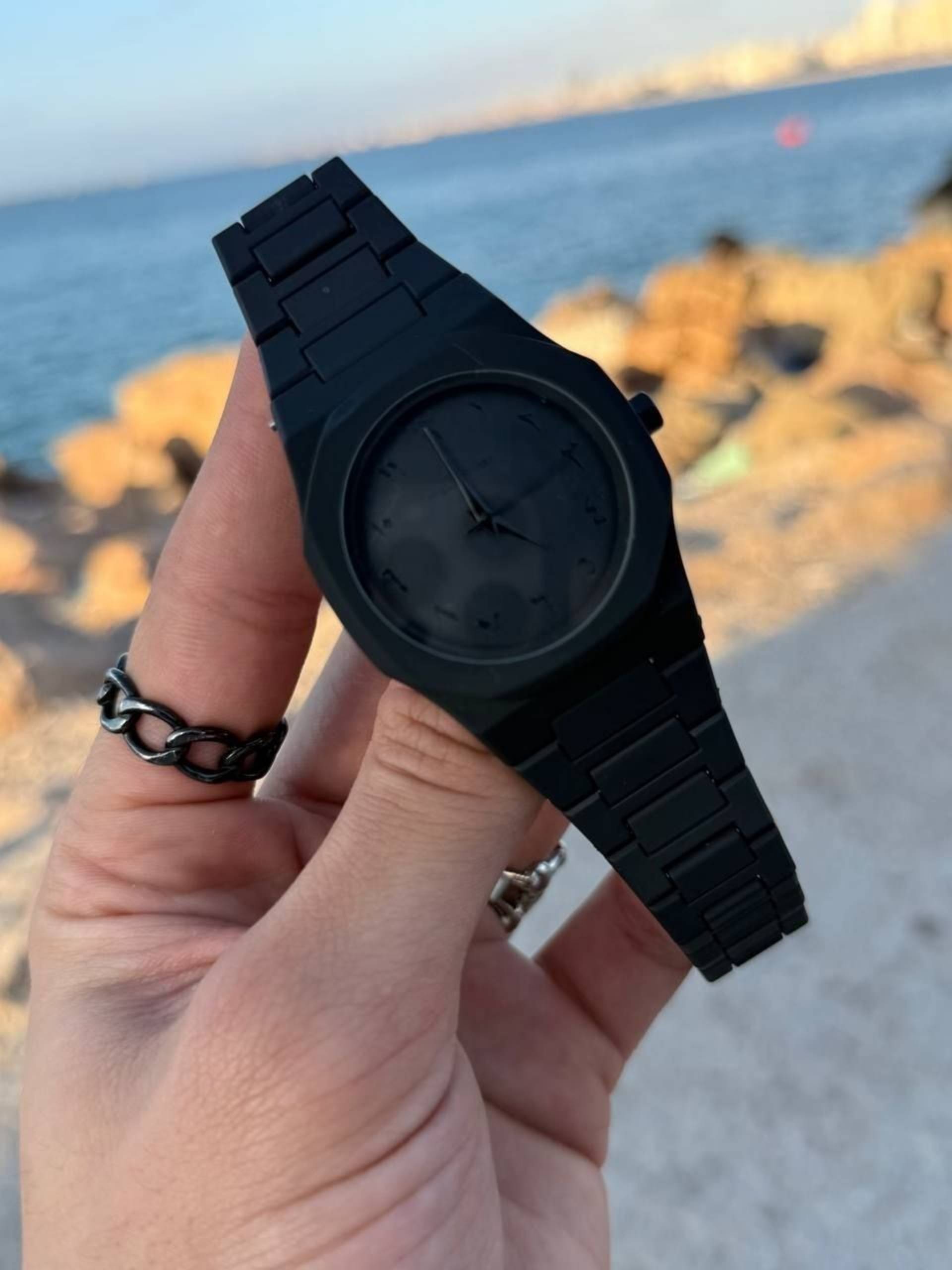 ساعة كربون_0