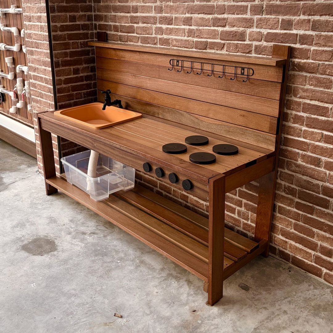 Messy Kitchen - D01 (122cm)