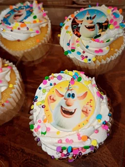 CUPCAKES 