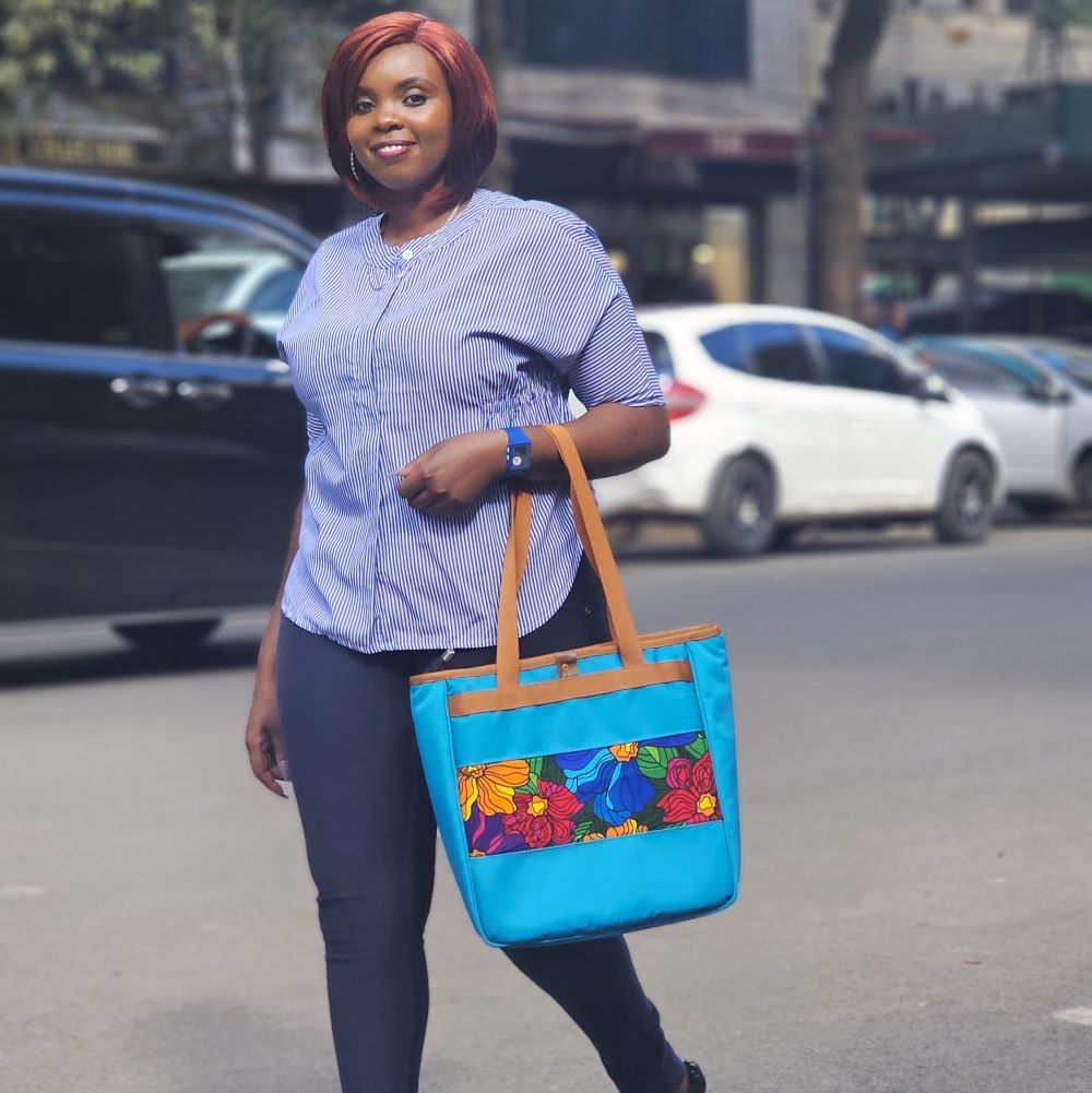 Nia Tote Aqua blue_2
