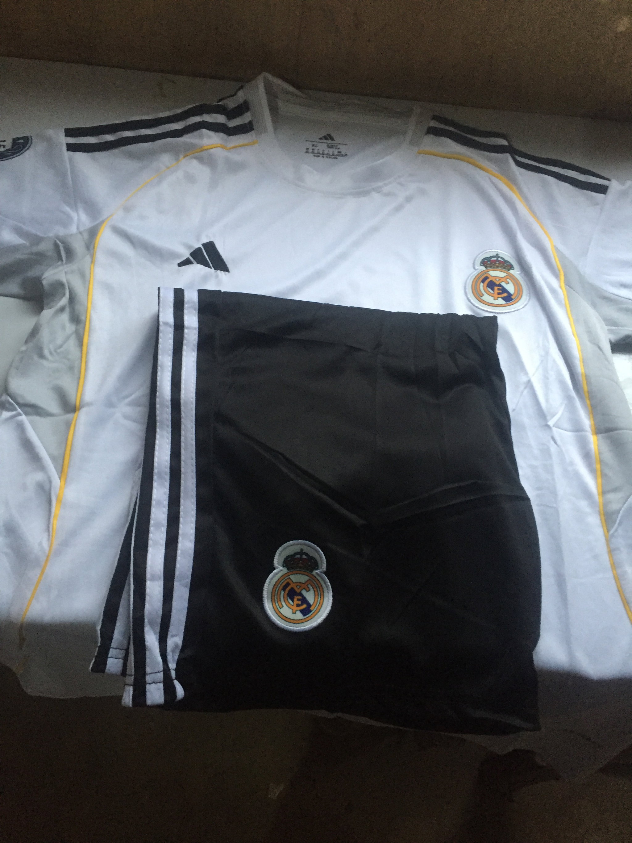 Jersey top and down_0