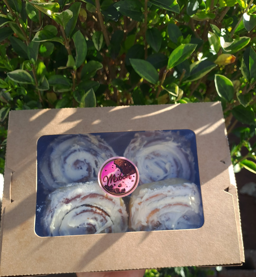 Like-a-pillow Cinnamon Roll (Quantity - 4)