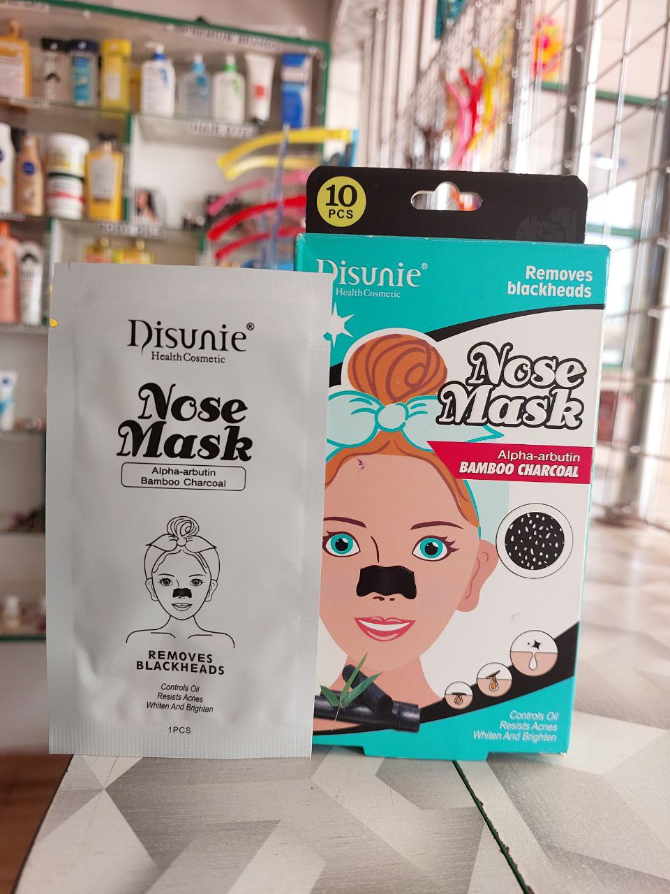 Disunie Alpha Arbutin+ Bamboo Charcoal Nose Mask 10pcs_0
