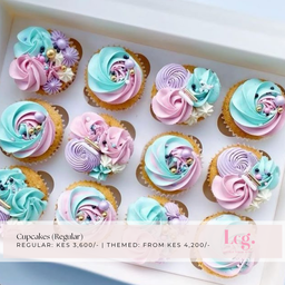 Cupcakes - Two-tone Colour