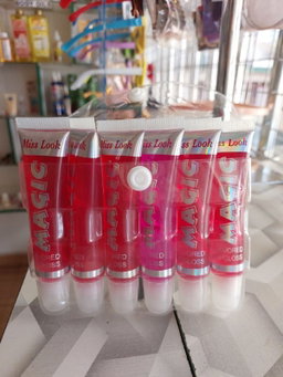 Miss Look Magic Flavoured Lipgloss