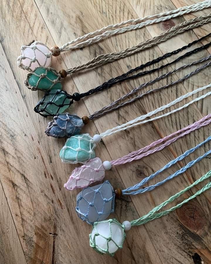 COLLARES CON CRISTALES_1
