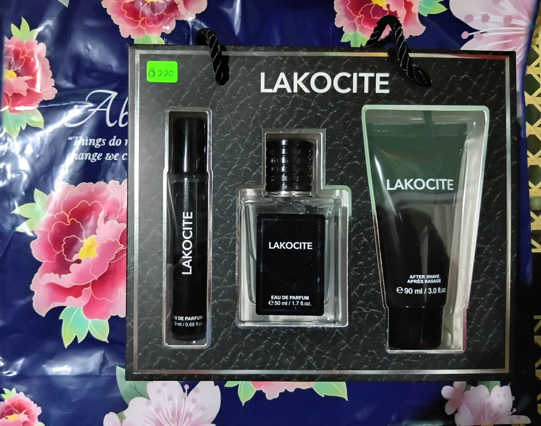 Set perfume