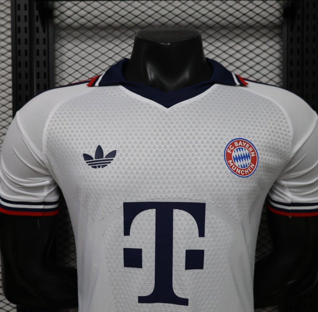 Maillot extérieur du Bayern Munich_1