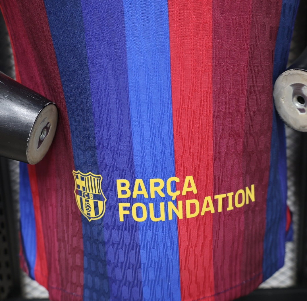 Maillot domicile du FC Barcelone_11