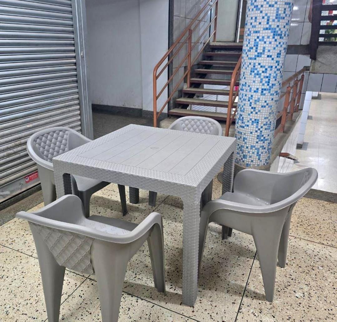 Plastic Patio Dining Table Set
