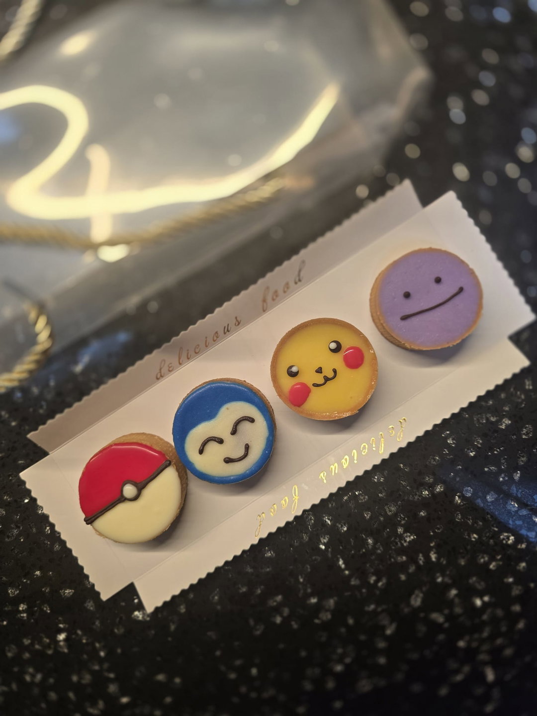 Box of 10 Mini Tartlets (Pokemon Version) 