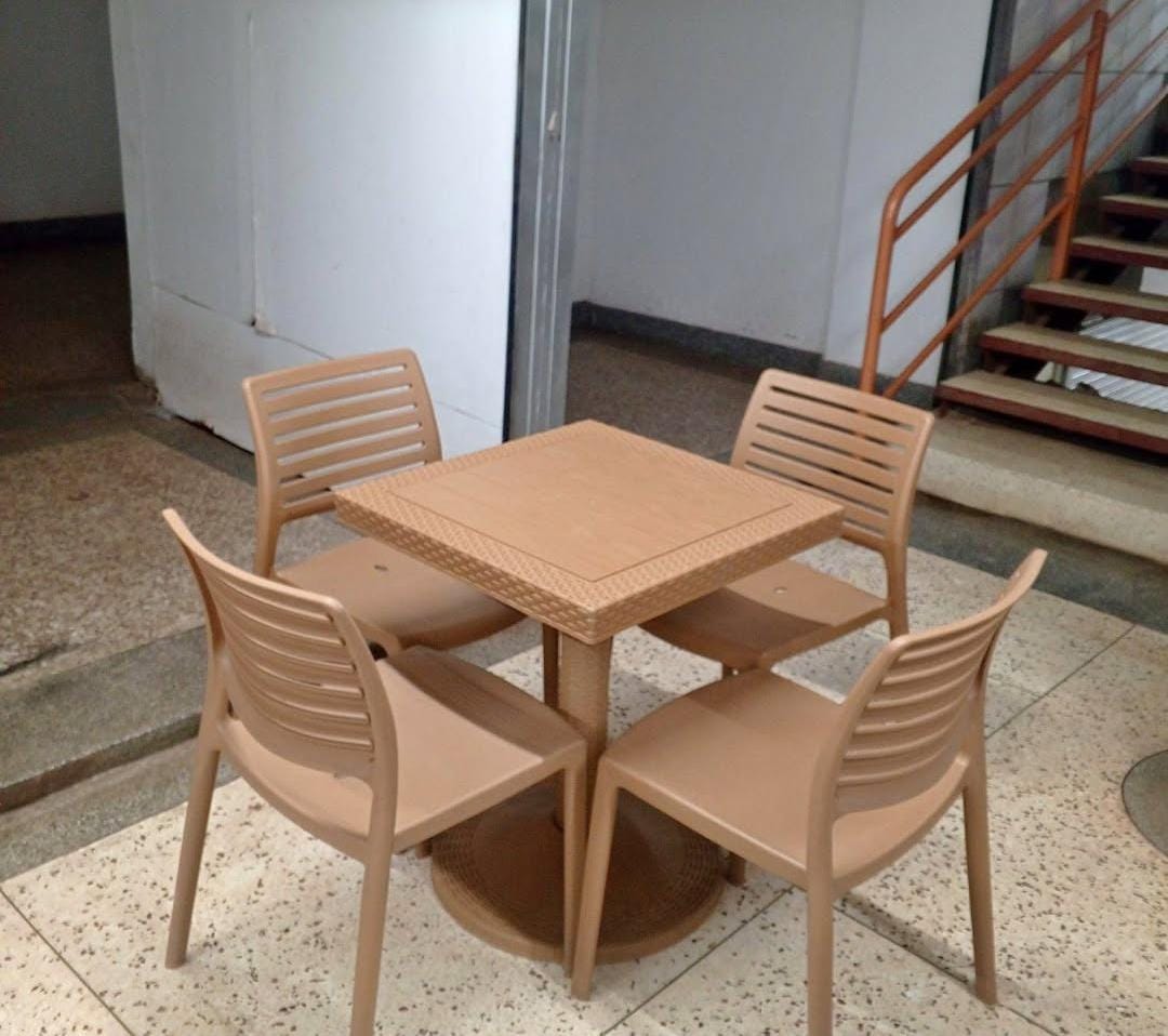 Risen Patio Set_0