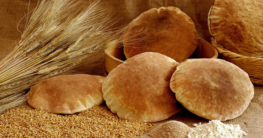 خبز أسمر ربطة