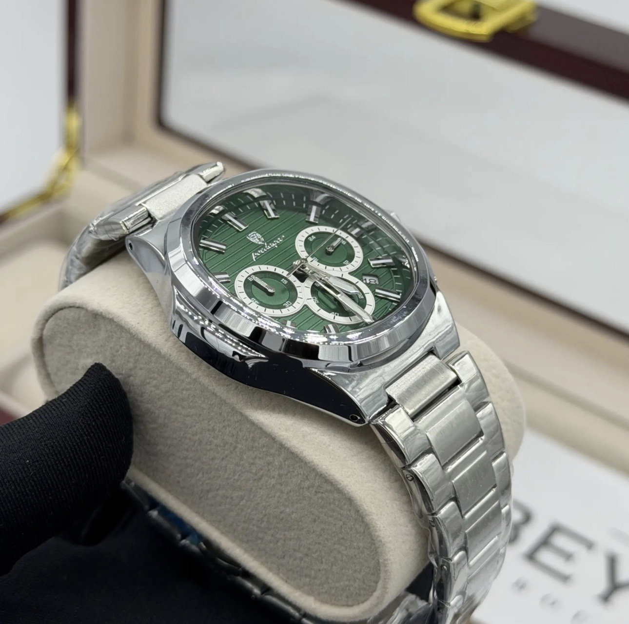 Nautilus Chronograph Green_5