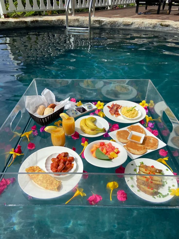 The Floating Breakfast Experience ✨🌸🥞🥓