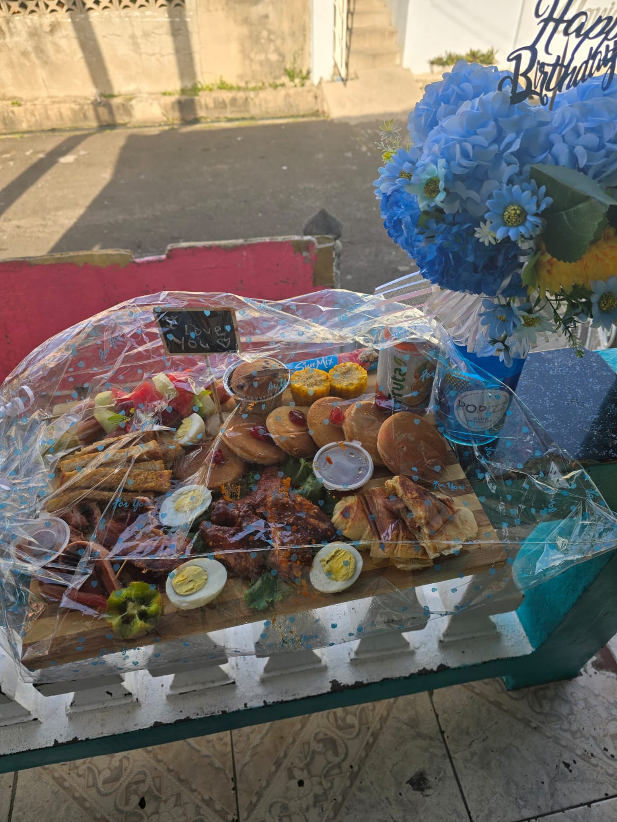 Celebration Platter (Birthday,Anniversary,special occasions)_1