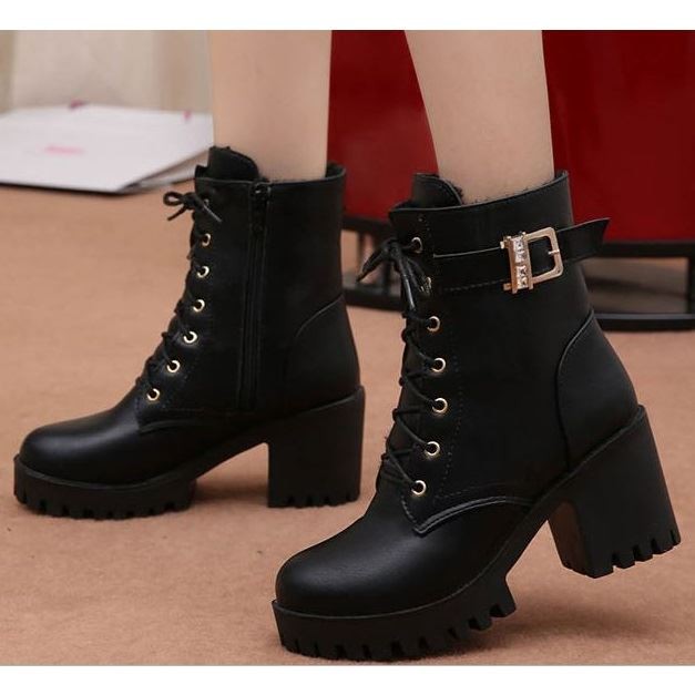 Sepatu Boots