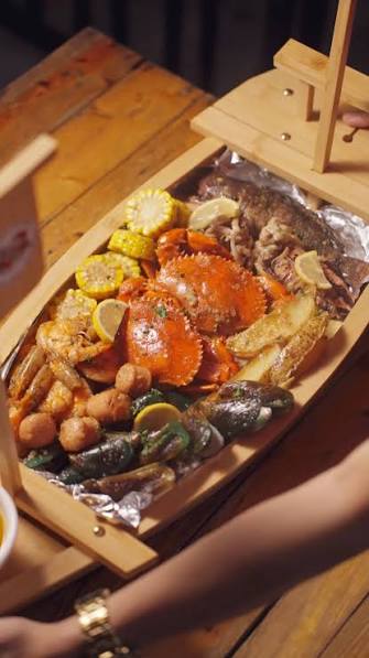 Family Seafood Boat