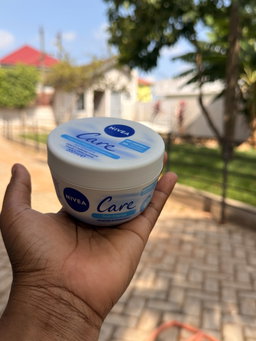 Nivea Care Intensive Cream 