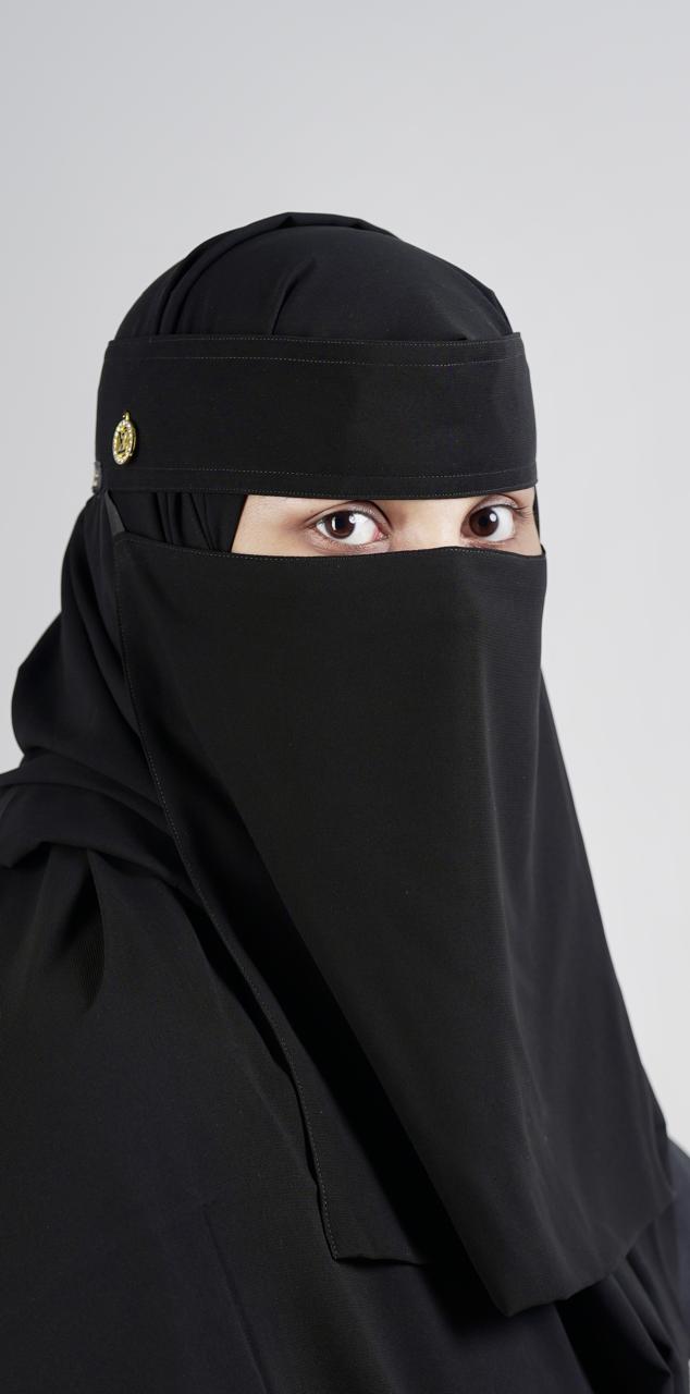 Liara Large Niqab with Round Locket – 11 Inch Length_3