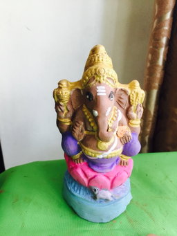 5” RT  Plain BalaGanesha on Lotus 