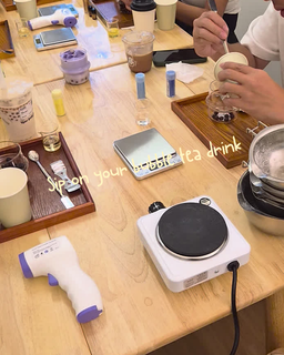*POPULAR CHOICE* BBT Candle + Sip Workshop