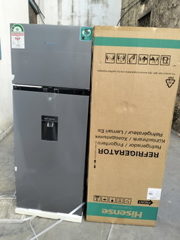 Refrigerator 