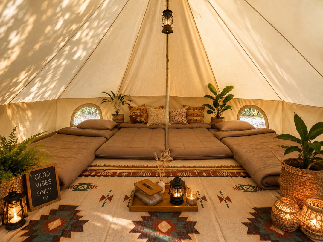 Tent 4  (weekend)