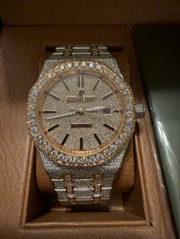 Reloj de Moissanita (Rosado) 