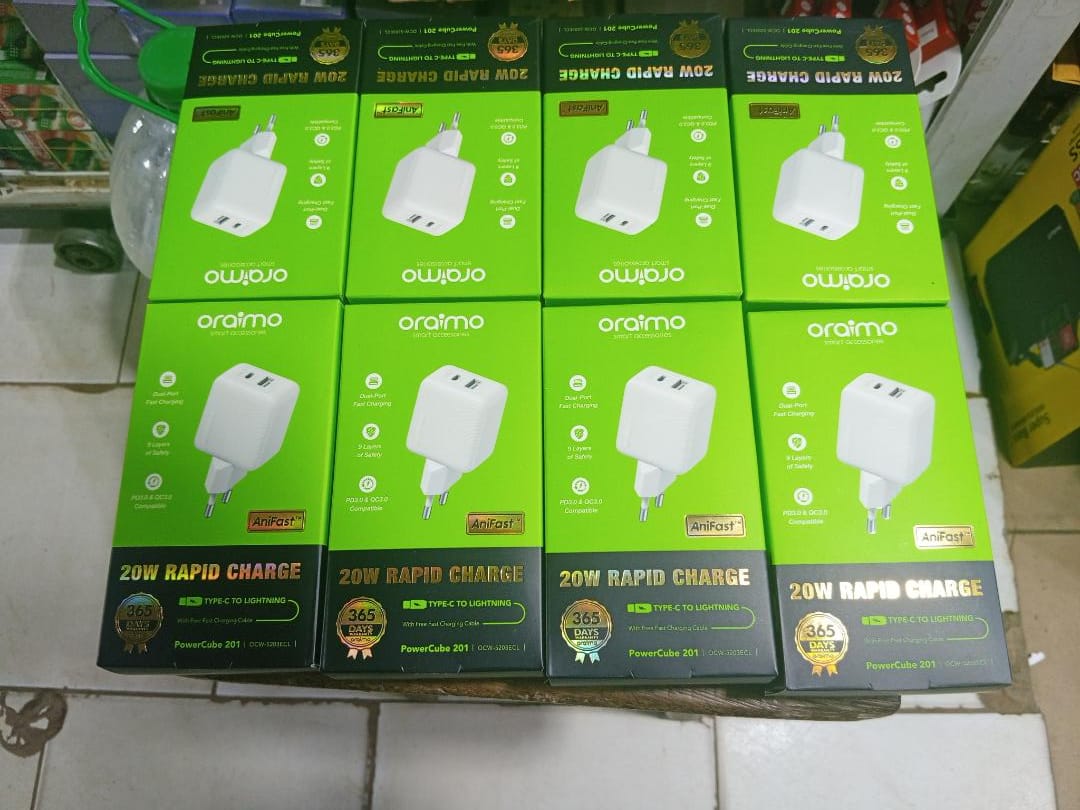 20W Oraimo Rapid Charger.