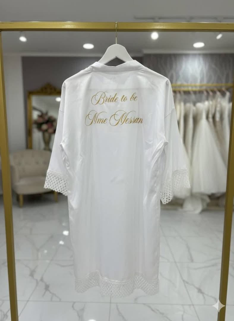 peignoir de mariee personnalise en satin dentelle