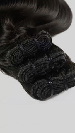 3 Bundles tissage lisse et closure