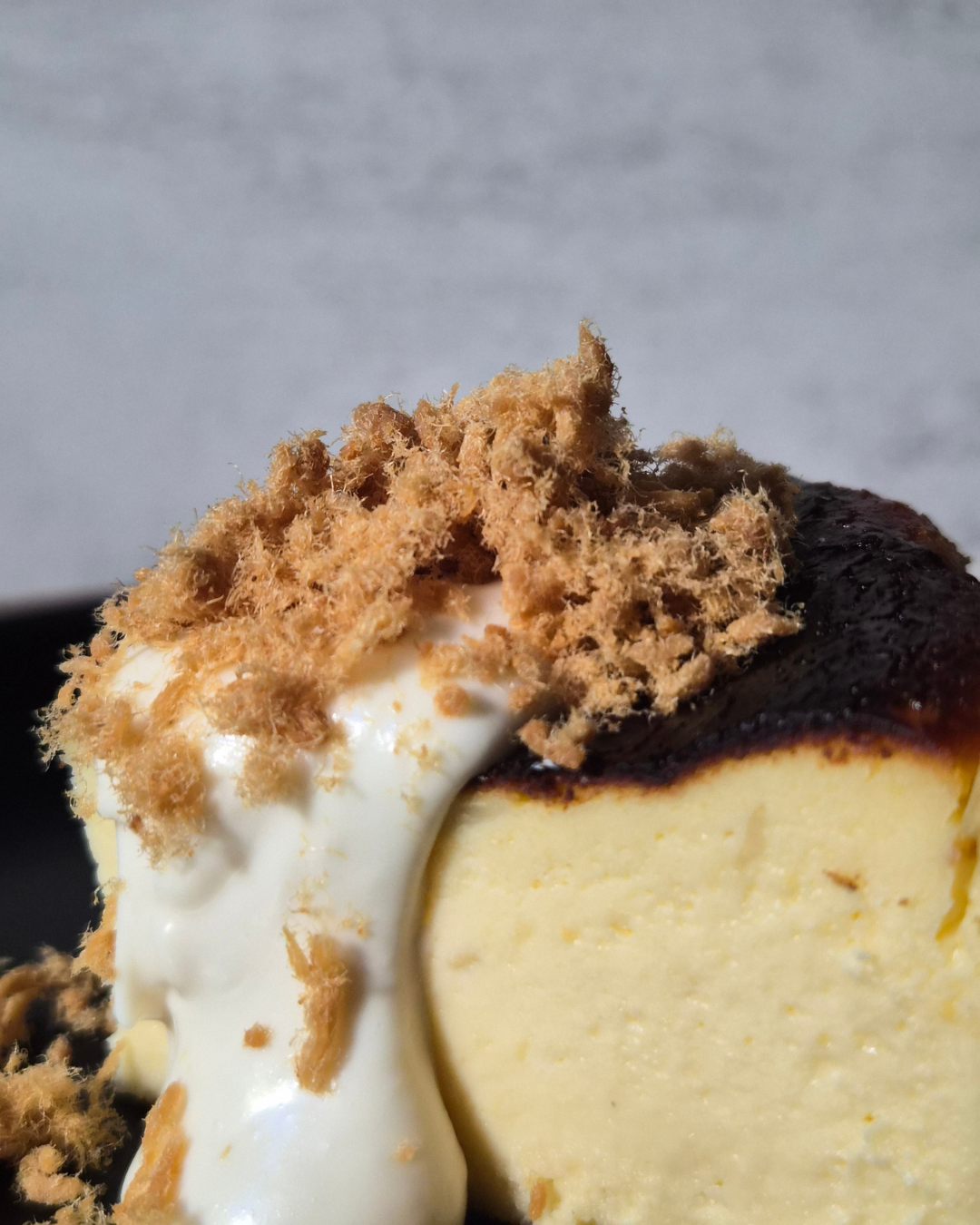 Salted Egg Yolk Basque Cheesecake_2