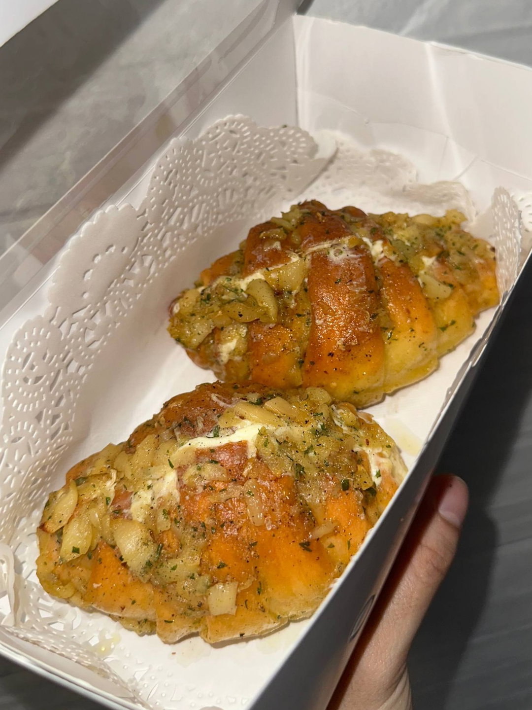 Garlic Cream Cheese Salt Bread