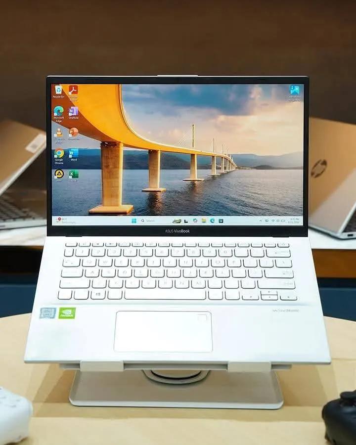 ASUS VIVOBOOK A412F_0