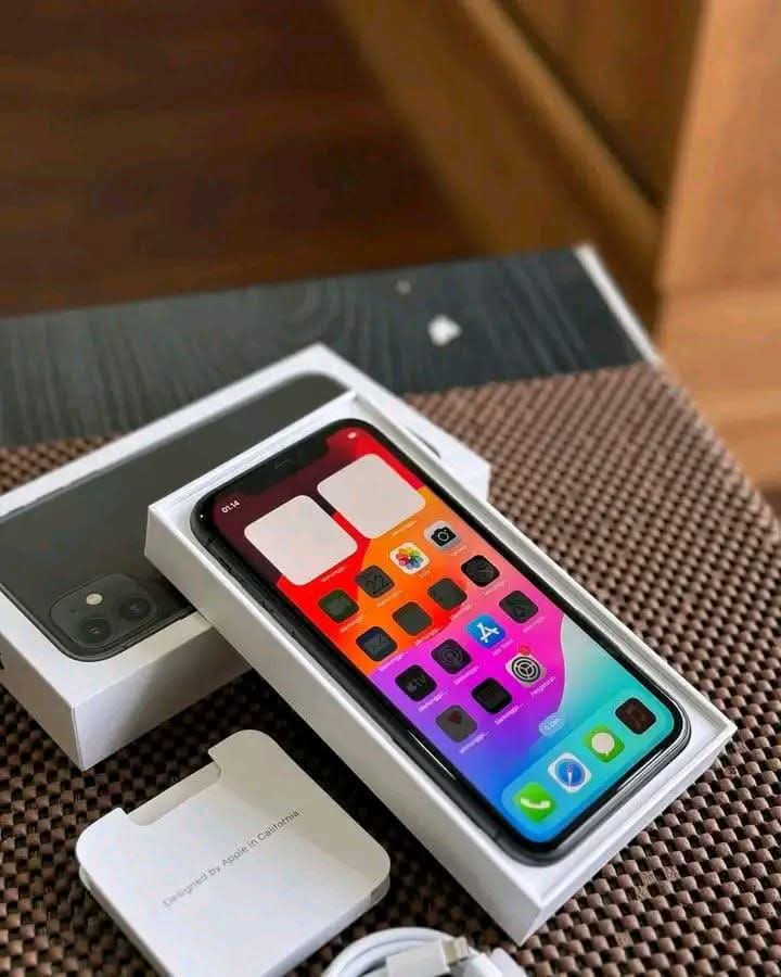 iPhone 11  iBox _0