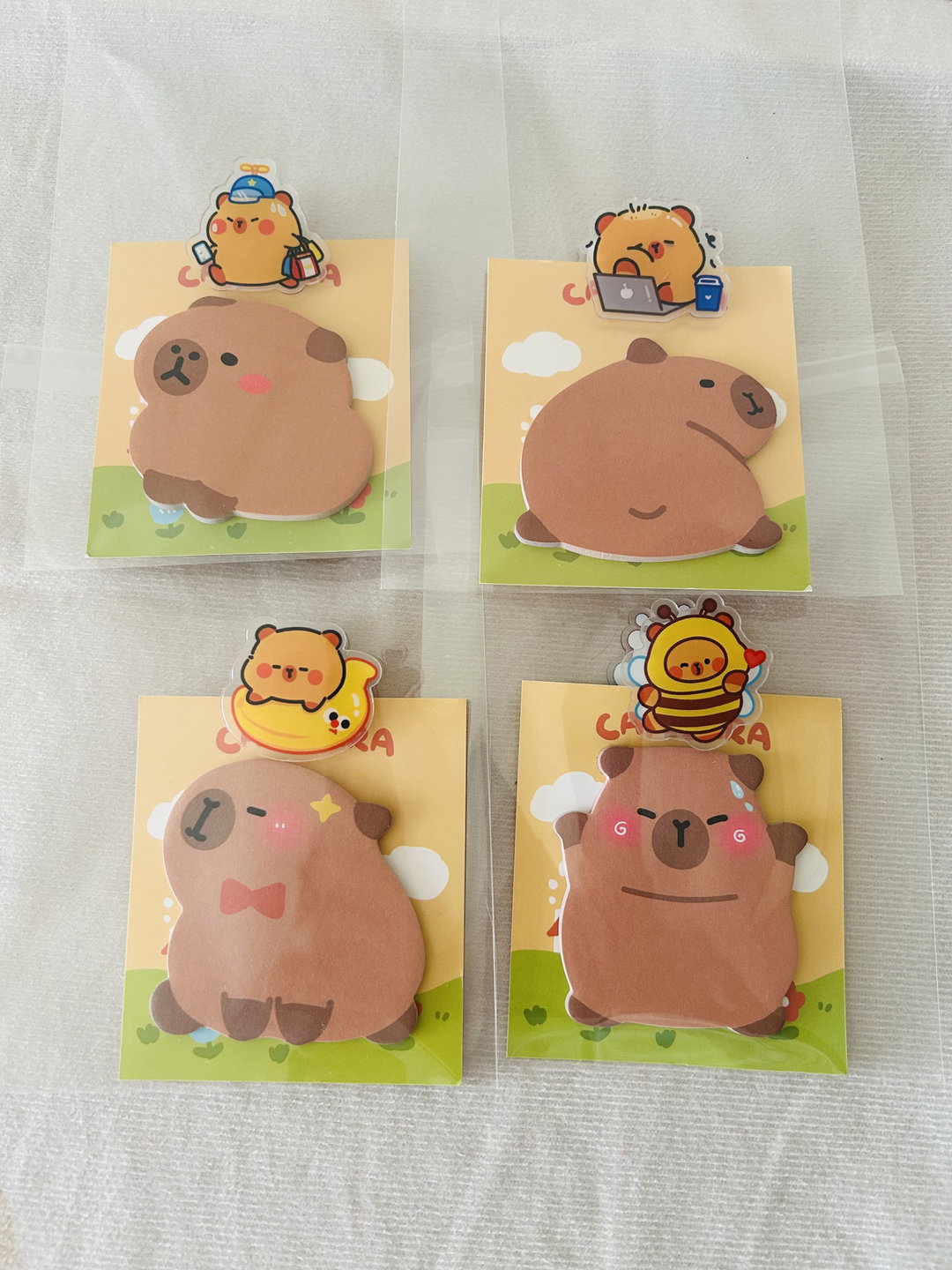 Capybara Post-it Note and Clip Set