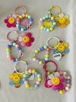 Flower Smile Keychain