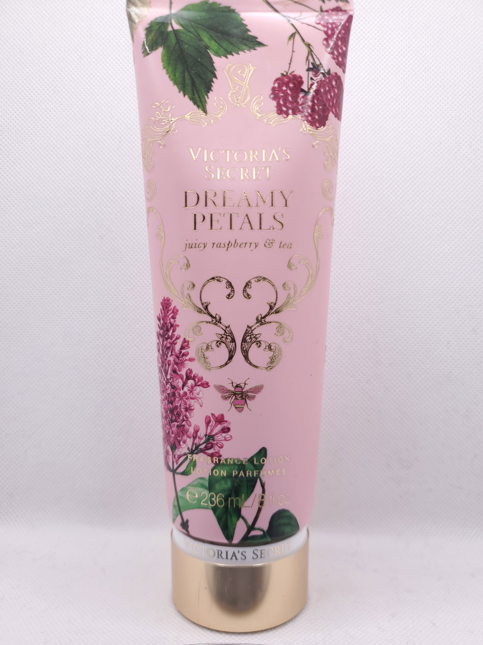 Victoria's Secret Dreamy Petals Fragrance Lotion_0