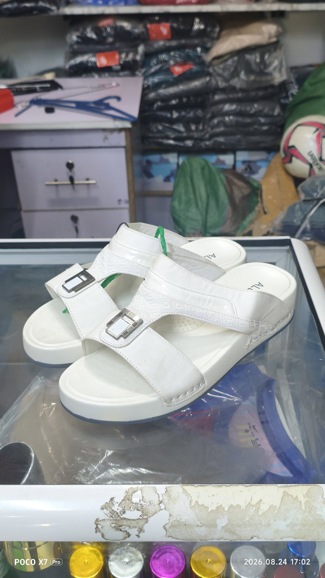 Sandal