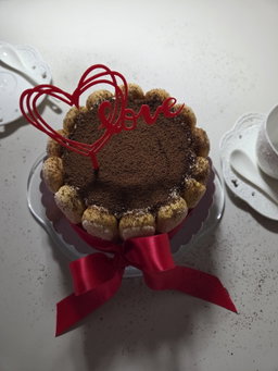 Tiramisu Cake