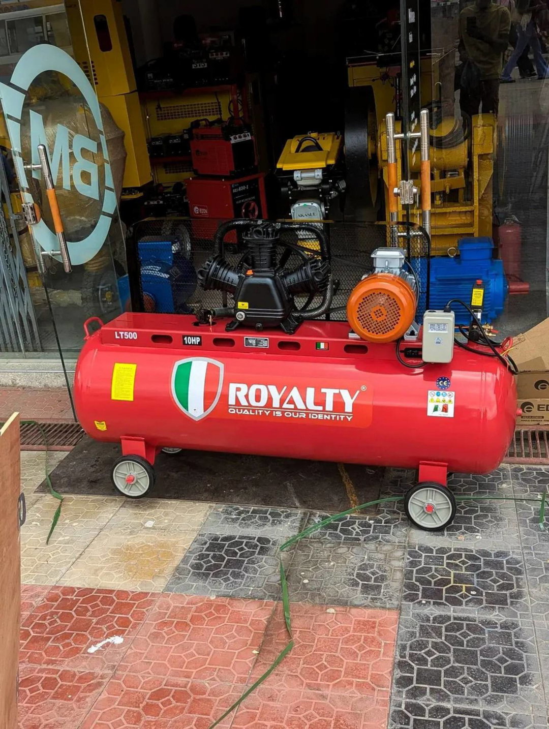 Royalty Air Compressor 500Liter 10Hp 380V