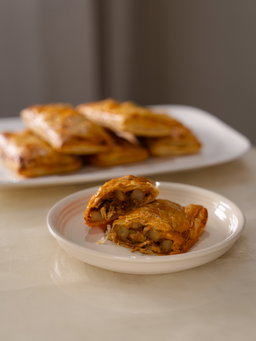 Curry Pastry Puff