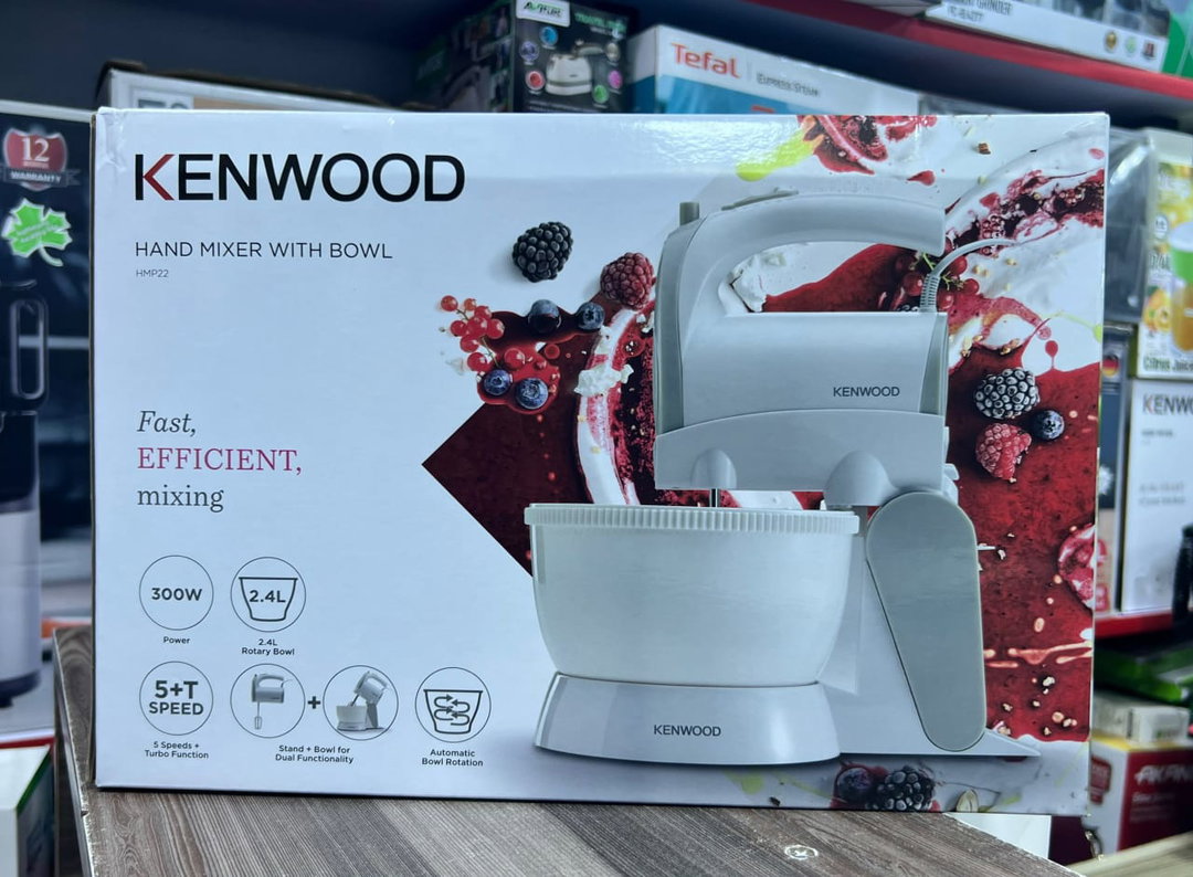 2.4 Litres Kenwood hand mixer with bowl