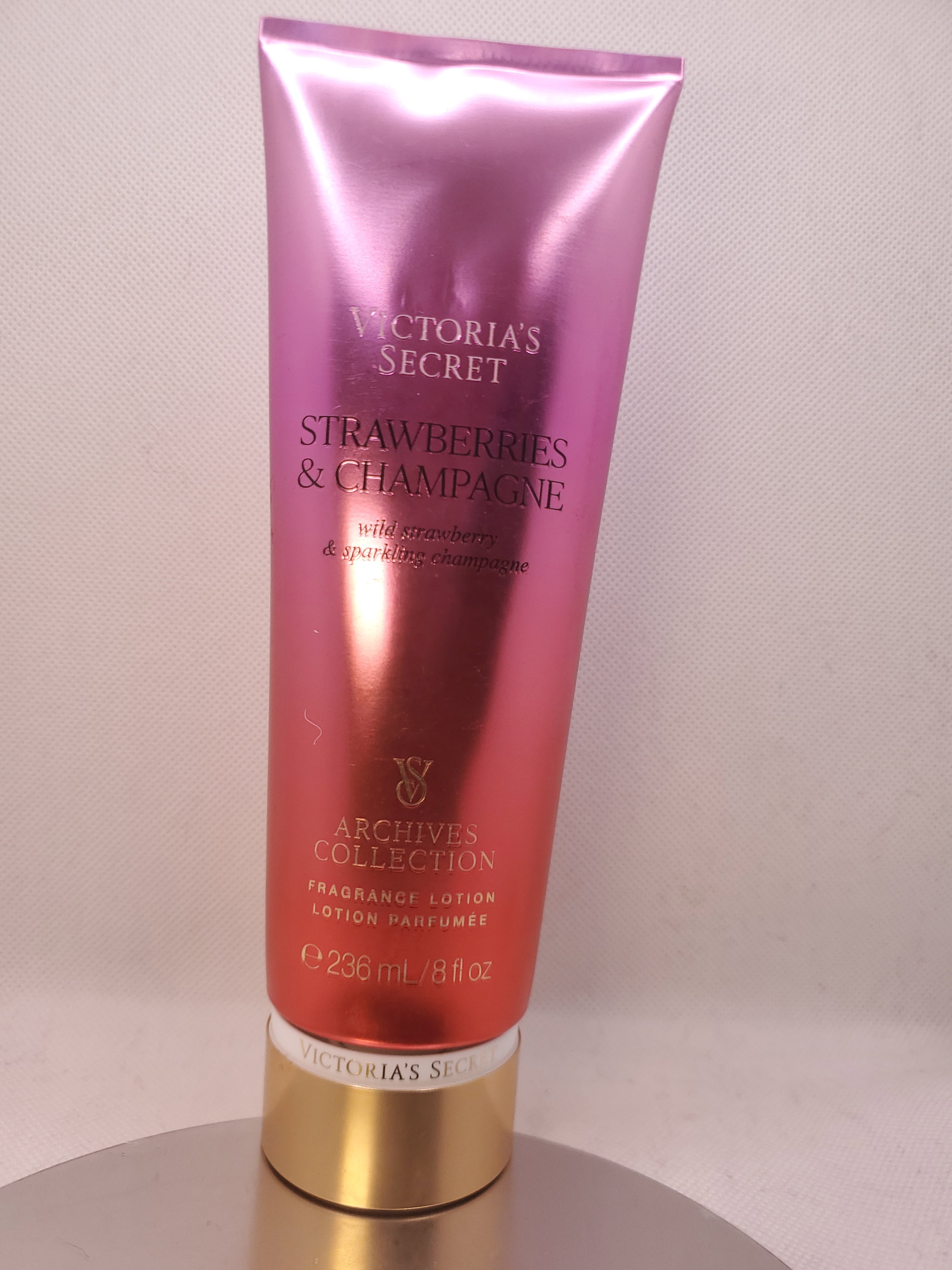 Victoria's Secret Strawberries and Champagne Fragrance Lotion _0