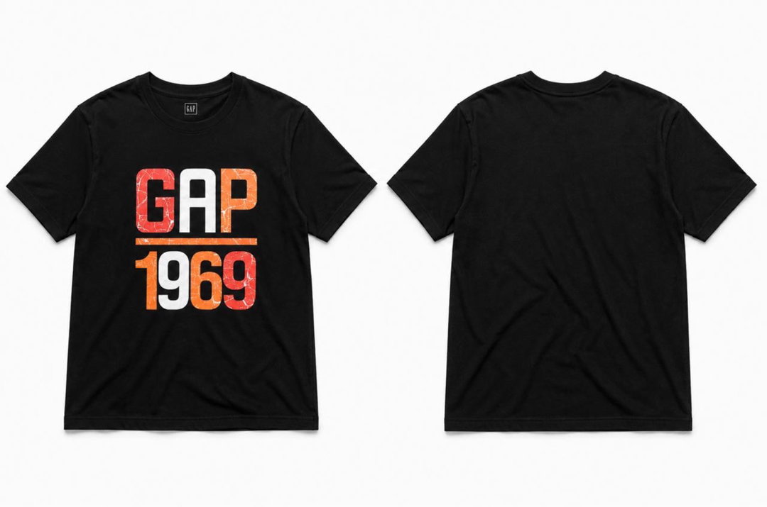 GAP 1969 Logo Graphic Tee
